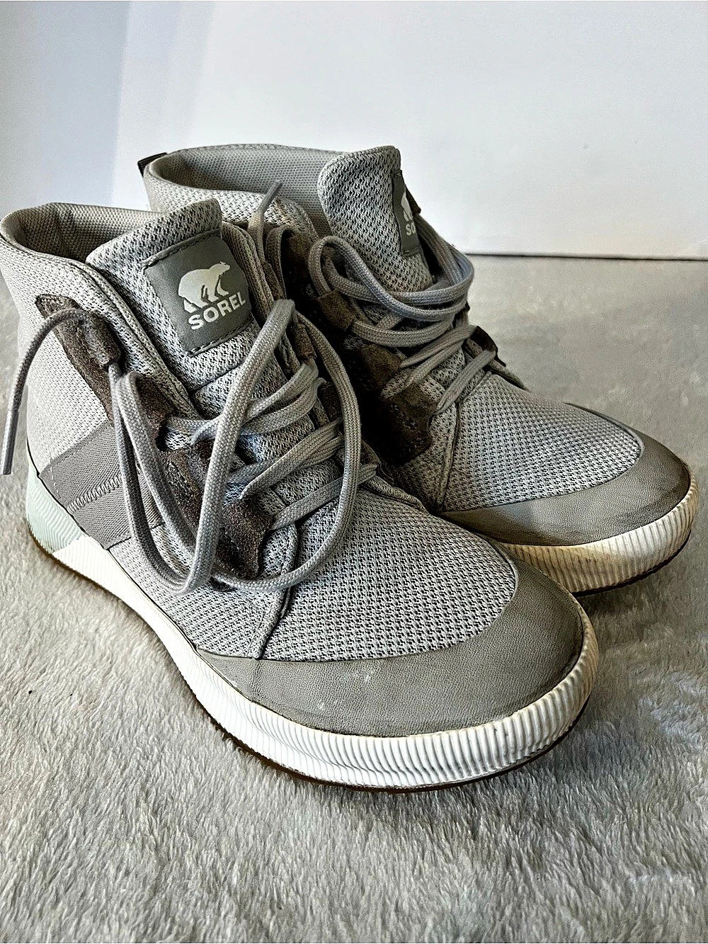 Sorel Out N About Puffy Boot Gray & White Women's US 9.5